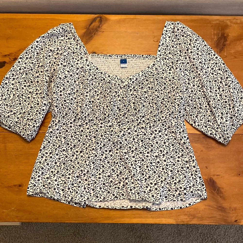 Old Navy Floral Top